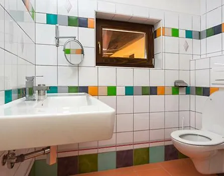 팜스테이 Tourist Farm Mali Raj Dolenci