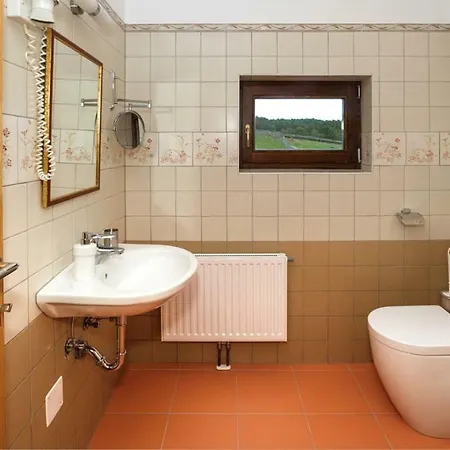 Tourist Farm Mali Raj 팜스테이 Dolenci