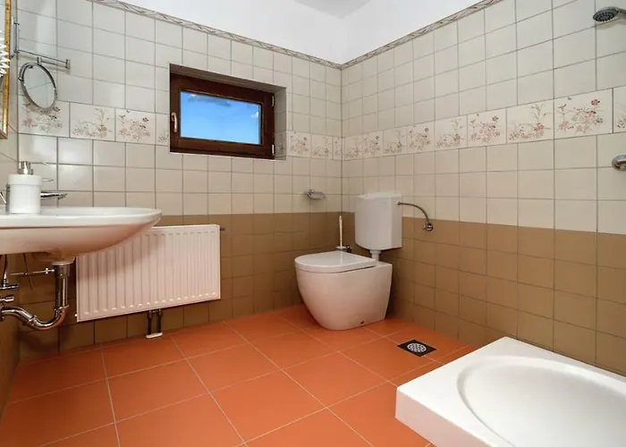 Tourist Farm Mali Raj Çiftlik konaklama Dolenci